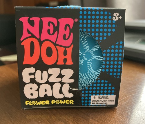 Needoh fuzz ball flower power - needoh,
